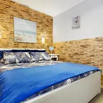 Apartament Romance